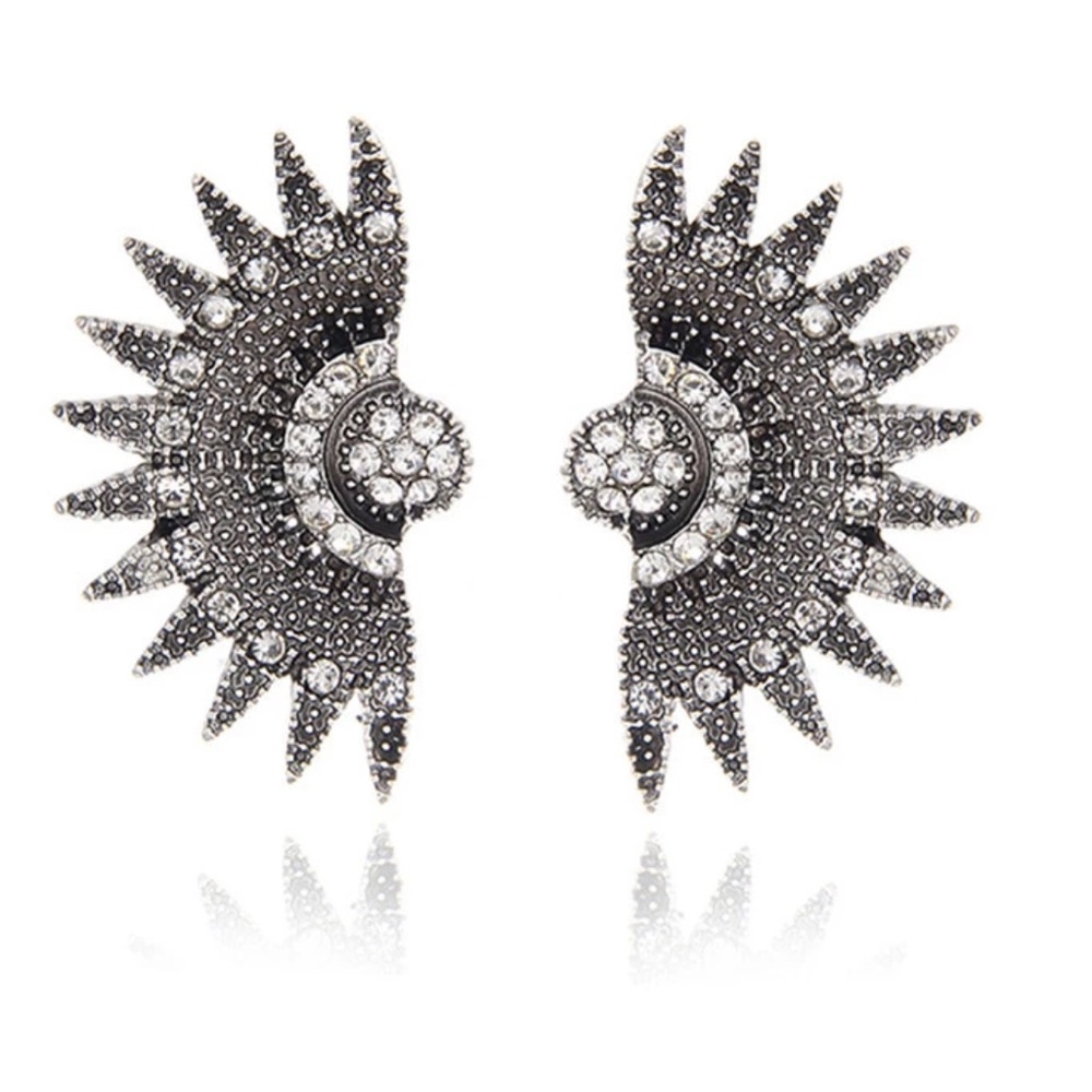 Geometric Earrings - Picture 2 of 8